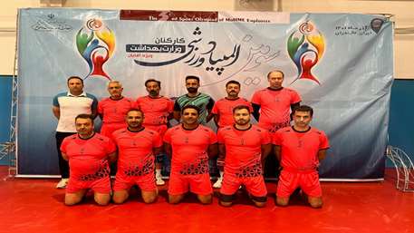  کسب عنوان نائب قهرمانی تیم والیبال کارکنان دانشگاه علوم پزشکی استان سمنان